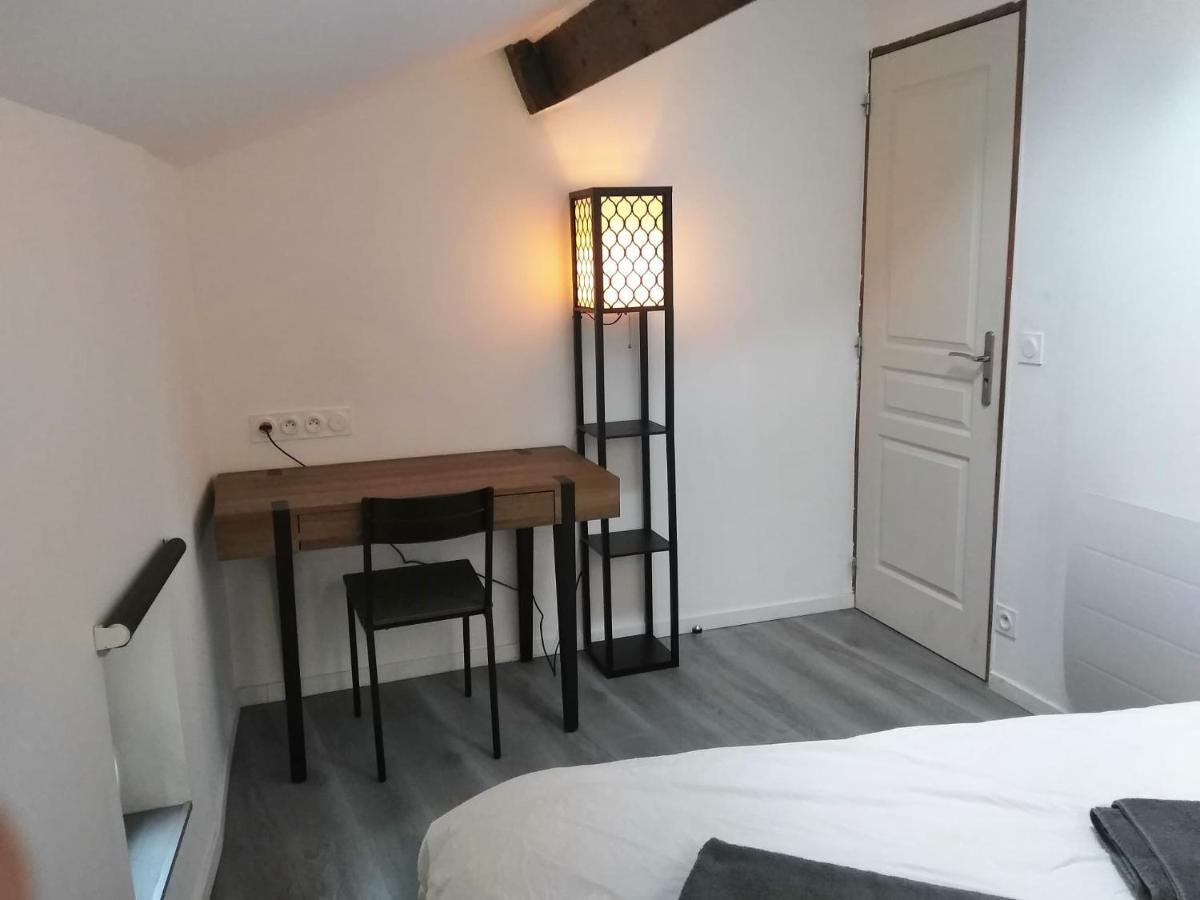 Detente - Appartement Et Poutres Apparentes Μπεζιέ Εξωτερικό φωτογραφία