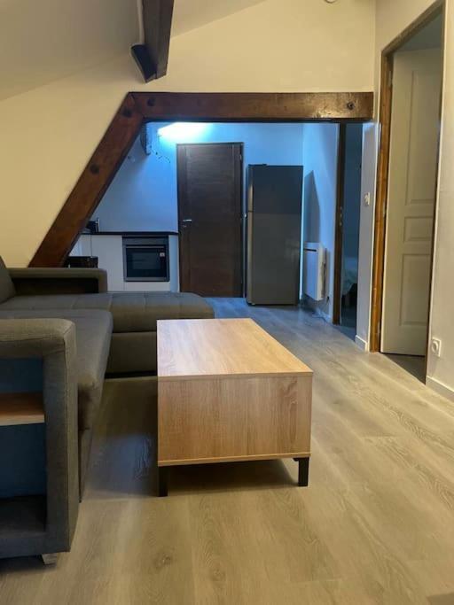 Detente - Appartement Et Poutres Apparentes Μπεζιέ Εξωτερικό φωτογραφία